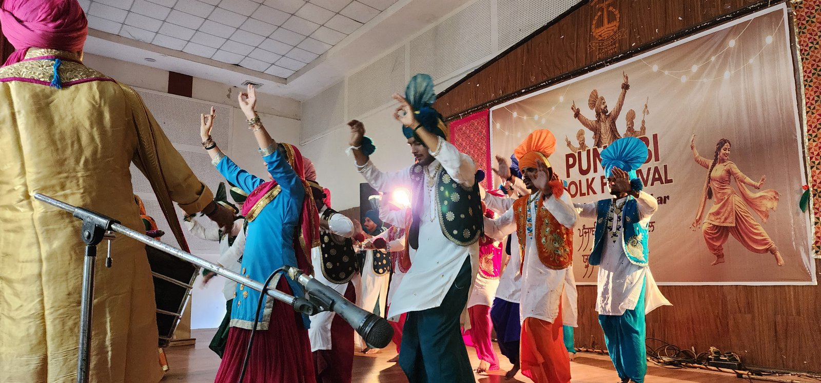 Lok Rang International Performances