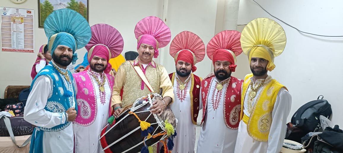 Lok Rang International Performances