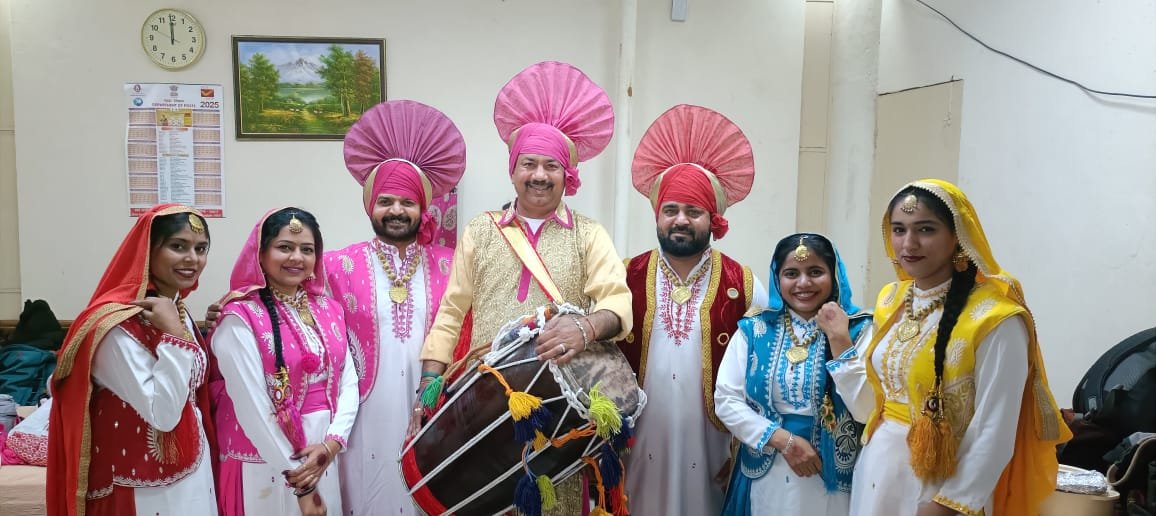 Lok Rang International Performances