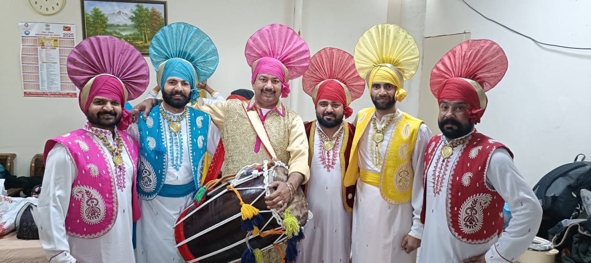 Lok Rang International Performances